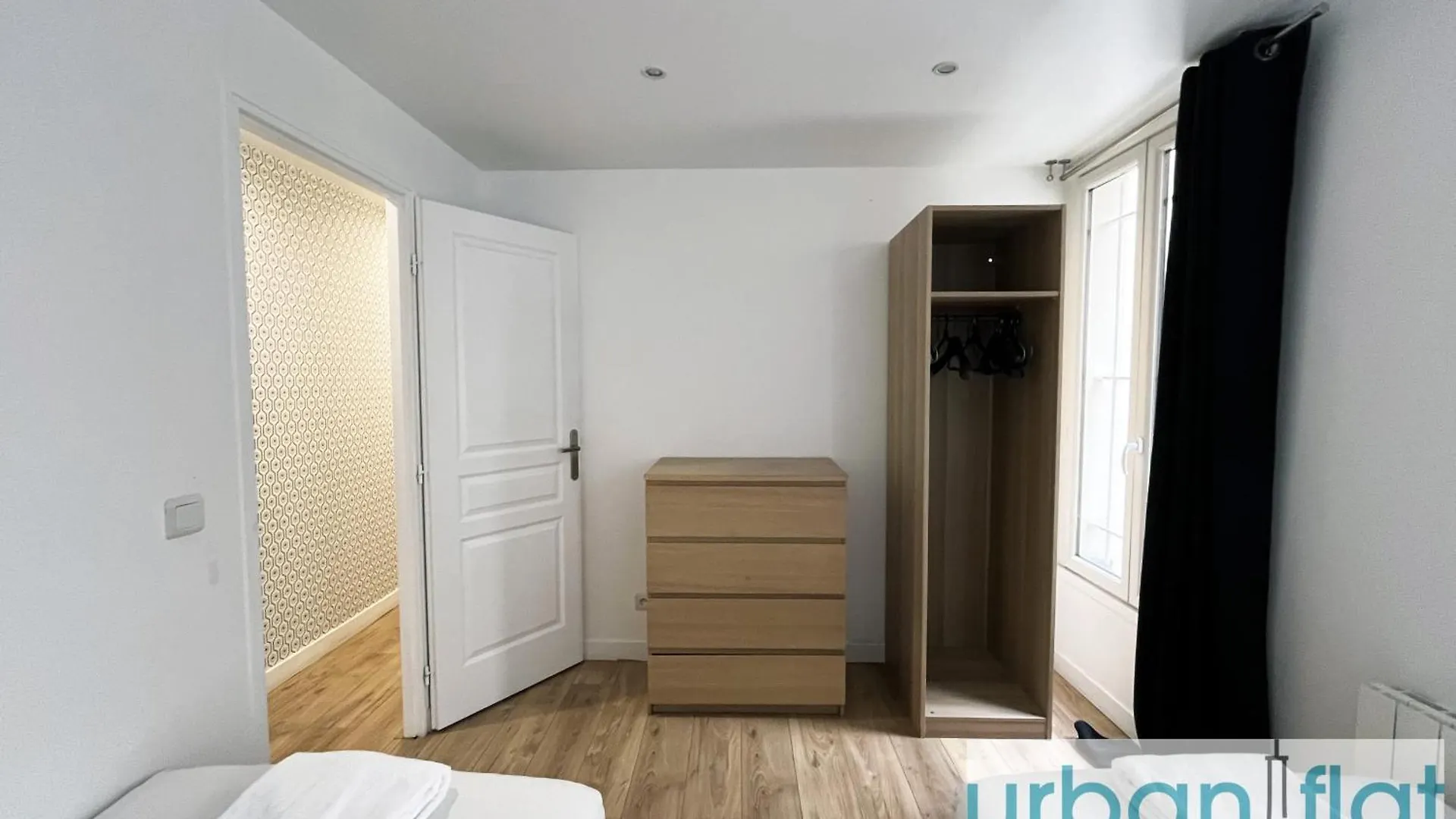 Urban Flat 14 - Charming 3 Bdr Flat In Apartment *